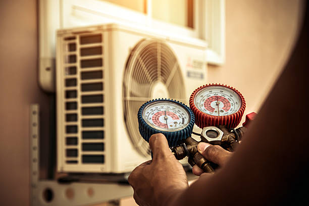 Professional Hvac Installation technician working in Magnolia, MS
